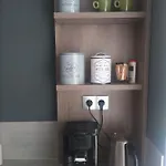 Konukevi Slapen In
